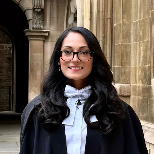 Private tutor Yasmin in Cambridge