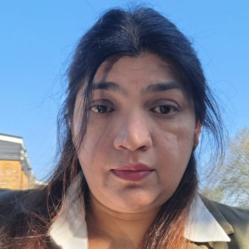 Private tutor FAIZA in Milton Keynes