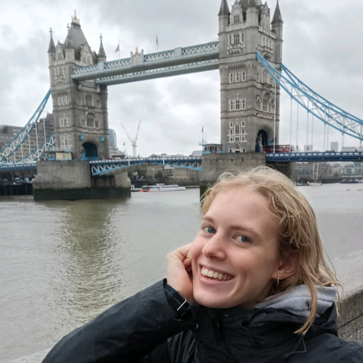 Private tutor Aurora in Cambridge