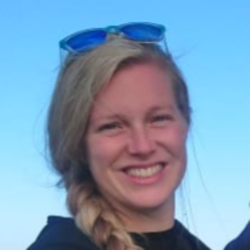 Private tutor Helena in Bude