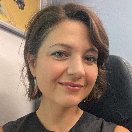 Private tutor Mariana  in Portsmouth