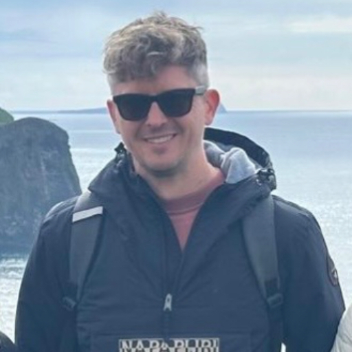 Private tutor Simon in Bedford