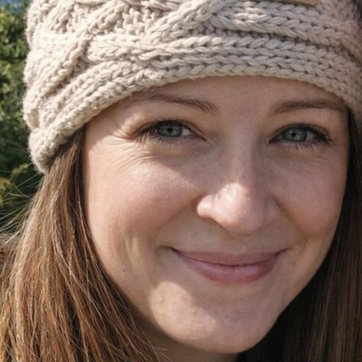 Private tutor Kat in Girvan