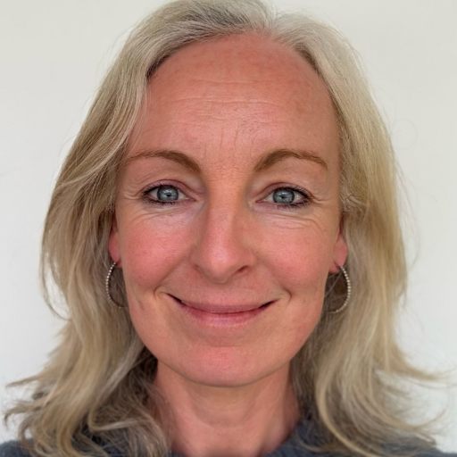 Private tutor Nicola in Sturminster Newton