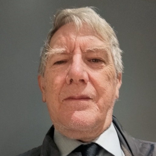 Private tutor TOM in Livingston